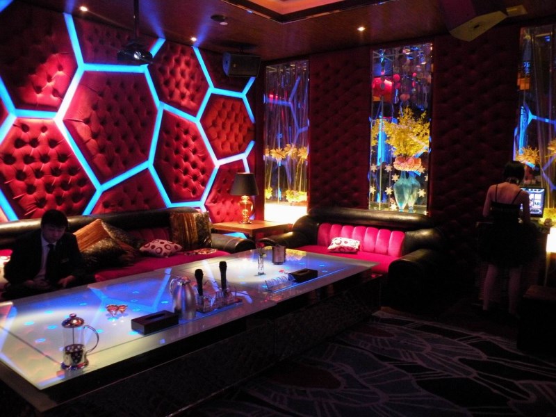 南充商务ktv推荐:寻找商务ktv好玩去处-顺庆区ktv预订